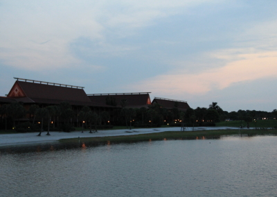 Resorts Polynesian beach