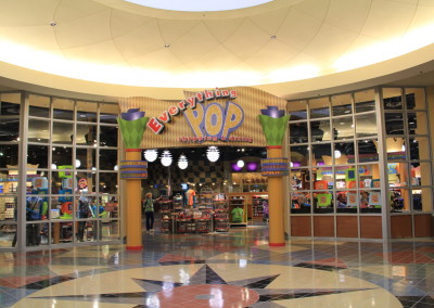 Resorts Pop Century store