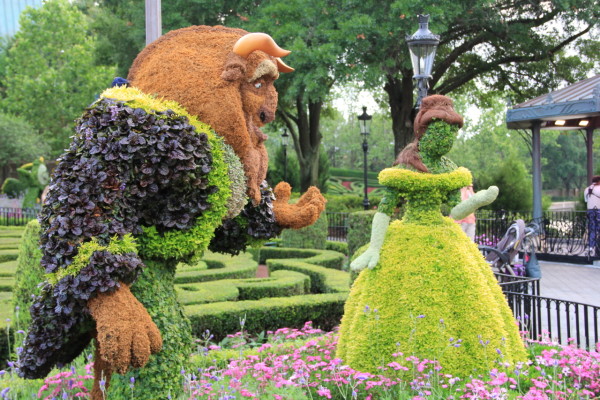 Belle & Beast Epcot Flower & Garden Festival ©PixieDustDaily