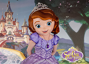 Sofia and Doc McStuffins Join the Cast at Hollywood & Vine Character Meals