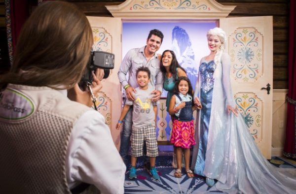 Elsa Meet & Greet ©Disney
